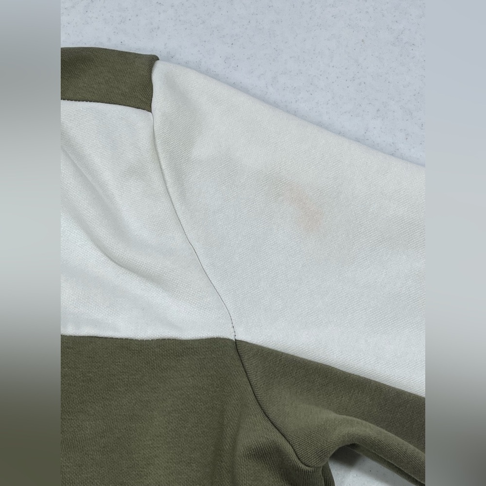Puma Green and White Pullover Hoodie. Size Medium - Picture 9 of 9